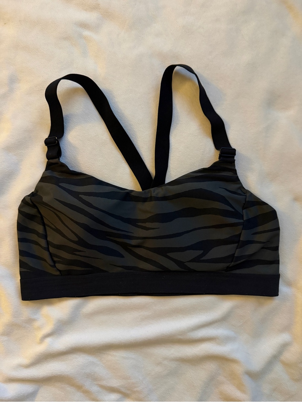 Old Navy Active PowerSoft Zebra Print Sports Bra Black Gray Medium